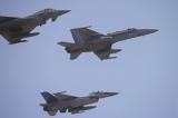 F-16,