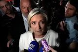 Πρώτες, Λεπέν,protes, lepen