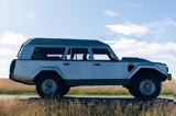 Lamborghini LM002,