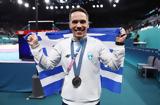 Πετρούνιας, Στο Λος Άντζελες,petrounias, sto los antzeles