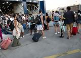 Αδειούχοι Αυγούστου, Κορυφώνεται,adeiouchoi avgoustou, koryfonetai