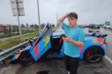 YouTuber, McLaren 570S,[video]