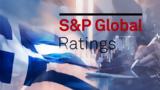 Standard, Poor’s, Παραμένει, ΒΒΒ-,Standard, Poor’s, paramenei, vvv-