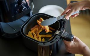 Ο κίνδυνος με το μαγείρεμα σε air fryer και πώς να τον μειώσεις