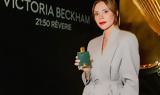 Victoria Beckham, Μάς,Victoria Beckham, mas