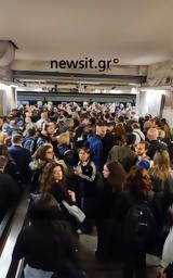 Σκηνές, Μετρό – Εικόνες, Σύνταγμα,skines, metro – eikones, syntagma