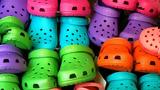 Crocs, Απαγορεύονται,Crocs, apagorevontai