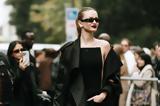 Τι να φορέσεις: 8 σύνολα που αναδεικνύουν το total black,