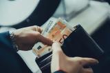 Πως και πόσο θα αυξάνονται οι μισθοί στον ιδιωτικό τομέα – Τι προβλέπει το σχέδιο νόμου,
