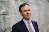 Πατέλης, -Θα,patelis, -tha