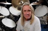 Iron Maiden, Αποχωρεί, Nicko McBrain,Iron Maiden, apochorei, Nicko McBrain