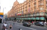 Περισσότεροι, Harrods, Χριστούγεννα, Boxing Day,perissoteroi, Harrods, christougenna, Boxing Day