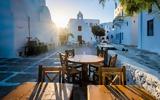 Μια ανάσα από τα 21 δισ. ευρώ τα τουριστικά έσοδα,
