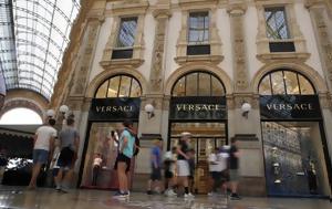 Reuters, Versace, - Ενδιαφέρον, Prada, Reuters, Versace, - endiaferon, Prada