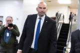 John Fetterman, 2μετρος Δημοκρατικός, Donald Trump, – Ποιος,John Fetterman, 2metros dimokratikos, Donald Trump, – poios