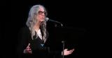 Κατέρρευσε, Patti Smith-Το,katerrefse, Patti Smith-to