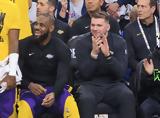 ΛεΜπρόν, Είναι, Ντόντσιτς, - Πρέπει,lebron, einai, ntontsits, - prepei