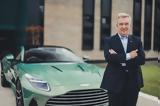 Aston Martin, Διόρθωση, CEO Adrian Hallmark,Aston Martin, diorthosi, CEO Adrian Hallmark