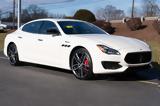 Maserati Quattroporte,