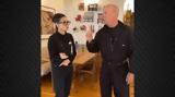 Μπρους Γουίλις, Χορεύει, Ντέμι Μουρ –,brous gouilis, chorevei, ntemi mour –