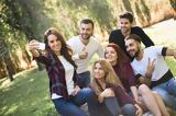 6 ζώδια που γίνονται τέλειοι φίλοι και 3 που πρέπει να προσέχεις!,