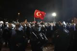 Τουρκία, Μεγαλώνει, Ιμάμογλου – Χιλιάδες,tourkia, megalonei, imamoglou – chiliades