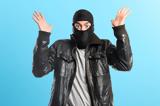 7 τρόποι για να κάνετε την εξώπορτα του σπιτιού σας πιο ασφαλή,