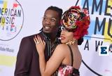 Cardi B Κατηγορεί, Offset,Cardi B katigorei, Offset