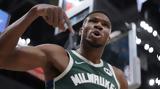 Πέισερς – Μπακς, Εκπληκτικός, “Greek Freak” …, [123-115],peisers – baks, ekpliktikos, “Greek Freak” …, [123-115]