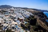 Greece Sees Modest Rise,Travel Revenues Amid Shifting Visitor Trends