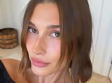 Hailey Bieber,