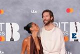 Calvin Harris, - Έγκυος, Βικ Χόουπ,Calvin Harris, - egkyos, vik chooup