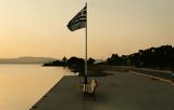 OECD Flags Greece’s High Tax Pressure,Workers