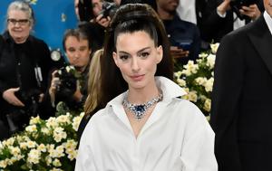 42χρονη, Χάθαγουεϊ, Met Gala 2025, 42chroni, chathagouei, Met Gala 2025