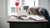 Τι είναι το «sick building syndrome» που σε εξαντλεί;,