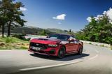 Ford Mustang,