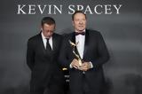 Κέβιν Σπέισι, Έρχεται,kevin speisi, erchetai