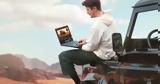 Ένα laptop που απογειώνει την παραγωγικότητα και αυξάνει τα έσοδά σας,