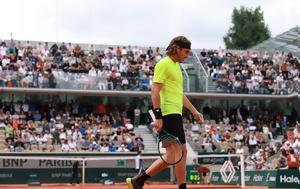 Roland Garros Τσιτσιπάς, Από, Roland Garros tsitsipas, apo