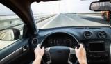H απόσπαση προσοχής στην οδήγηση αποτελεί τη βασική αιτία για 2,5 εκατομμύρια ατυχήματα παγκοσμίως ετησίως