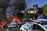 Ταραχές, Λος Άντζελες, Τρίτη, Εθνοθρουρά, Τραμπ,taraches, los antzeles, triti, ethnothroura, trab