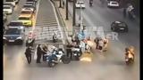 Σοκαριστικό, Parapolitika, Επίθεση, Τροχαίας, Κηφισίας - Κινδύνεψαν,sokaristiko, Parapolitika, epithesi, trochaias, kifisias - kindynepsan