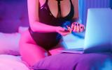Μαθητές, Onlyfans,mathites, Onlyfans