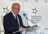 Επίτροπος ‘Αμυνας ΕΕ, Ευρωπαϊκή Επιτροπή,epitropos ‘amynas ee, evropaiki epitropi
