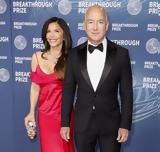Jeff Bezos, Πώς, Lauren Sanchez,Jeff Bezos, pos, Lauren Sanchez