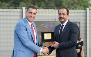 Επίτιμος Δημότης Ελληνικού – Αργυρούπολης, Πρόεδρος, Κυπριακής Δημοκρατίας, Νίκος Χριστοδουλίδης, epitimos dimotis ellinikou – argyroupolis, proedros, kypriakis dimokratias, nikos christodoulidis