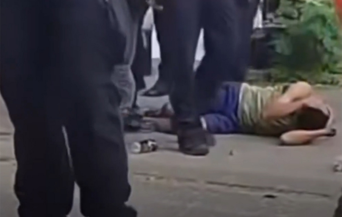 Photo: inewsgr.com France: Investigation Launched After Police Violence Video Leads to Man's Death