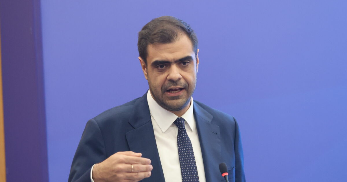 Μαρινάκης κατά Τσίπρα : " Το μόνο επίτευγμα της εξωτερικής πολιτικής του ήταν μία γραβάτα και μία κακή συμφωνία "
